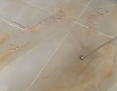 雁峰瓷砖空鼓维修公司分享粘合剂选择不当在瓷砖铺贴过程中可能导致以下问题